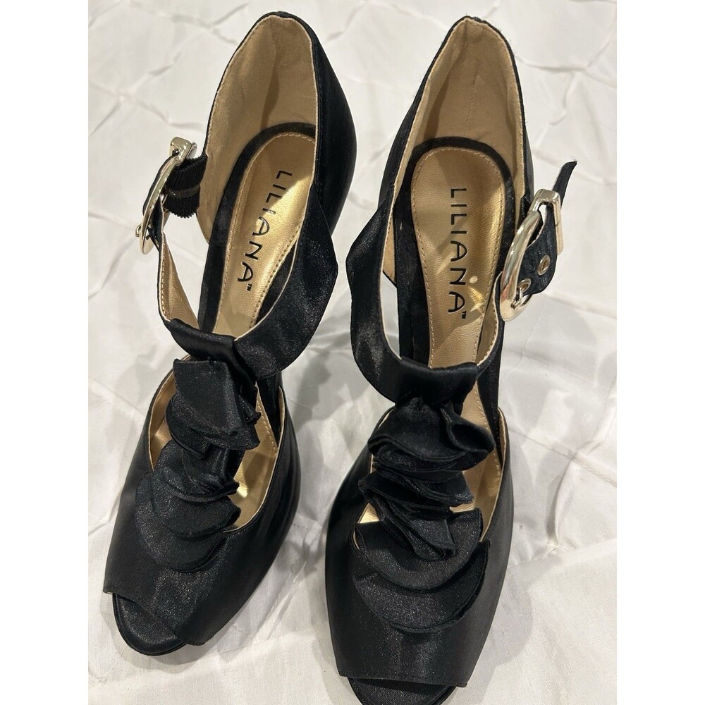 Liliana Women’s Black Satin 4 1/2 “ High Heel Shoes Size 8